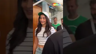 Pooja Hegde Spotted At Juhu Beach #shorts #shortsvideo #poojahegde #viral #spotted #juhubeach