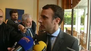 Emmanuel Macron : « Je suis en plein soutien » de François Hollande