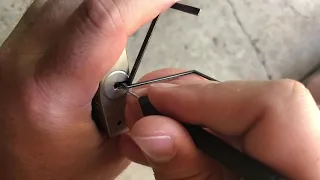 ABUS 751B/50 Dimple Lock Picked