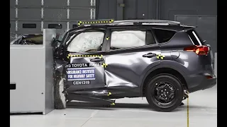 2013 Toyota RAV4 driver-side small overlap crash test (extended footage)