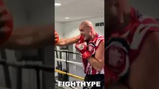 Tyson Fury NEW 0 to 100 KNOCKOUT SHOT for Usyk; LIGHTS UP MITTS looking SHARP AS F**K