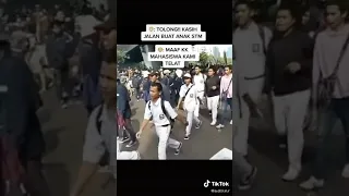 Story WA - abang jago ikut demo?