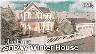 Bloxburg - Snowy Winter House Speedbuild (exterior)