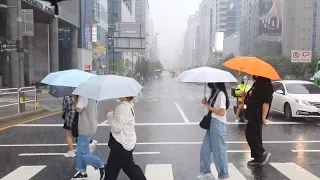 Seoul Ultra Heavy Rain Walk Makes Your Heart Wet | Relaxing Sound Deep Sleep White Noise