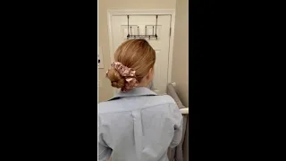 Scrunchie hair bun you can do in 1 minute!