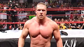 Triple H surprises Shawn Michaels ... twice: Raw, July 22, 2002