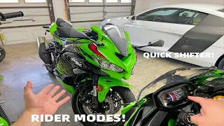 In Depth Look At My ZX-4RR! Changing Rider Modes & Quick Shifter!