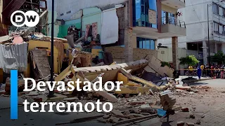 Continúan las tareas de rescate tras el sismo en Ecuador y Perú