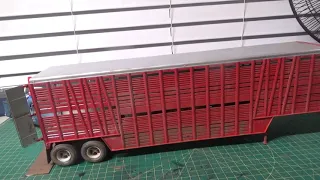 AMT 1/25 Wilson Livestock Trailer Progress Video