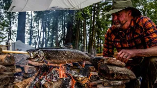 Bushcraft Catch and Cook / Trout fishing in the Canadian Wilderness /Algonquin Park