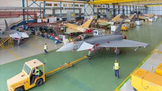 How are Eurofighter Typhoon warplanes produced