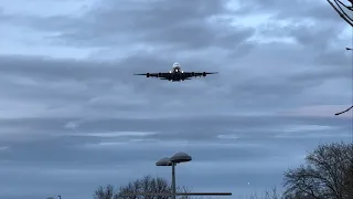 Emirates A380 head on approach into 23R