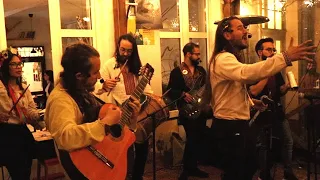 Латиноамериканська пісня у виконанні колумбійського гурту Los iankovers