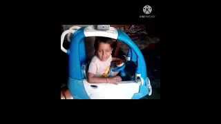 Aaron y su coche con turbo (regrabado)