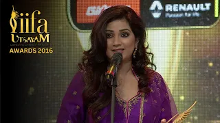 ശ്രേയാ ഘോഷാലിന്റെ ആദ്യ തത്സമയ പ്രകടനം | Shreya Ghoshal's 1st live performance in IIFA Utsavam 2016