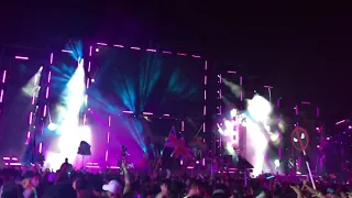 Martin Garrix - Waiting for tomorrow (EDC 2016)