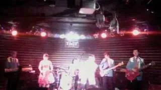 DANNY & THE JUNIORS "AT THE HOP"　Grayhounds JPN ダニー＆ザジュニアーズ／踊りに行こうよ