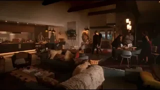 The Flash 3x10 Barry And Iris Show Everyone Their Loft