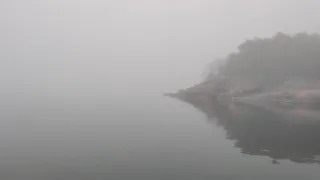 Flipper 620 boating in the fog