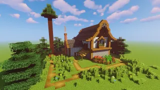 Build a beautiful and big house in Minecraft