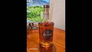 How to drink Woods man Whisky ?