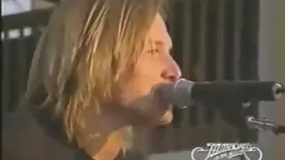 Keith Urban, I Hear Ya Knockin live from '03'