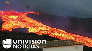 Científicos captan un sorprendente río de lava que baja a toda velocidad del volcán de La Palma