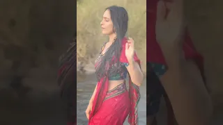 Aishwarya Narkar यांचा मनमोहक अंदाज