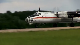 Ан-30 посадка на одном двигателе....