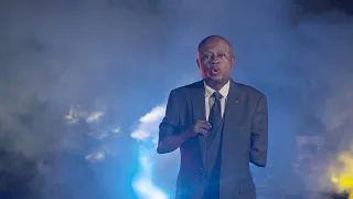 Frère Patrice Ngoy Musoko - Pasteur Escalier (clip officiel)