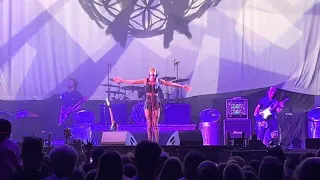 Willow - "Lipstick" - Live in Omaha, NE