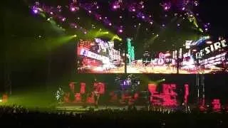 Scorpions- Big City Nights(Live In Athens 27-10-2010 HD)
