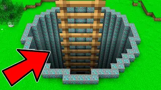 ¡Encontré un HOYO DE DAMANTE GIGANTE EN MINECRAFT! ¿Qué hay DENTRO del HOYO DE DAMANTE GIGANTE?😨