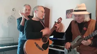 Sunshine superman - a Donovan cover by Roots again trio