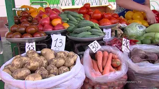 Смачні чи небезпечні: чи можна їсти овочі та фрукти із продуктового ринку Рівного?