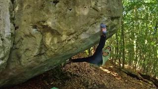 Ith Bouldering // Matrix 8a/ V11