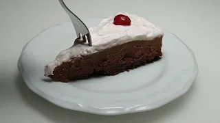Torta Mousse  de Chocolate e Cerejas