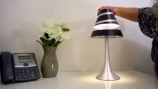 Магнитный светильник Levitron - Летающая лампа на магнитном основании
