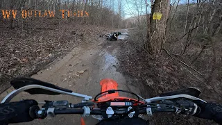 Hill Climbing and Creek Riding Dirt Bikes on Outlaw Trails in West Virginia