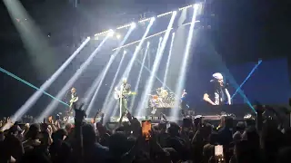 blink-182 - All The Small Things - O2 Arena 11/10/23