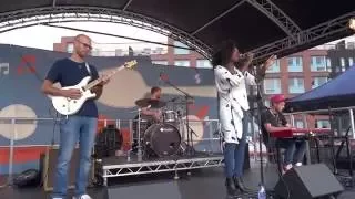 Soul Strutters "Masterblaster (Jammin)" live @ Gloucester Quays Food Festival 2016