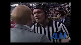 NHL Dec. 27, 1989 Rob Ramage,TOR v Kevin McClelland,DET (buttend) Toronto Maple Leafs Detroit Red Wi
