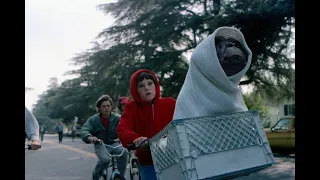 Who's obsessed with ET?
