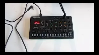 Roland Aira S1