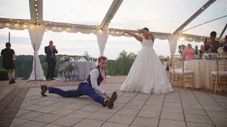 Bride and groom surprise guests with AMAZING TikTok surprise dance!!!