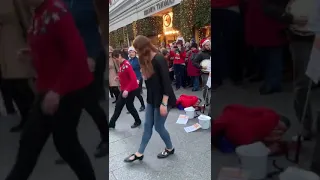 Grafton Street Christmas Eve Irish Music Capuchin Busk - Jig Set