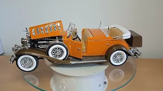 CADILLAC  PHAETON V16 CABRIOLET  1932  AUTOWORLD 1/18