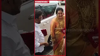 Bhagyaraj காலில் விழுந்து ஆசிர்வாதம் வாங்கிய Radha 😍 Karthika Nair Wedding