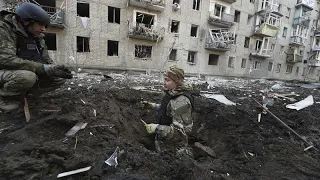 Россия снова атаковала Украину "шахедами" и ракетами
