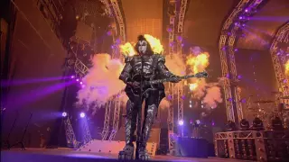 KISS ROCKS VEGAS LICK IT UP PROMO CLIP